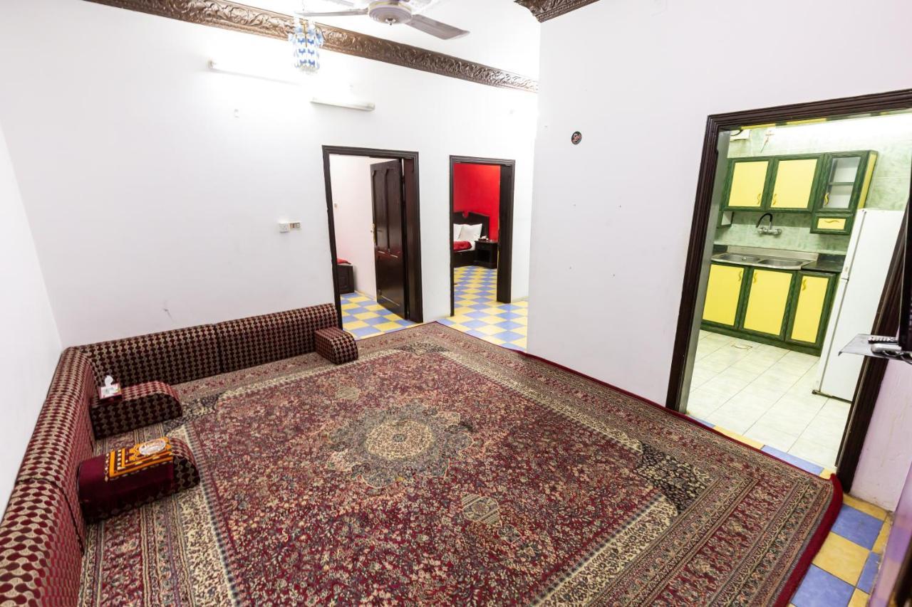 Al Eairy Furnished Apartments - Al Bahah 3 Esterno foto