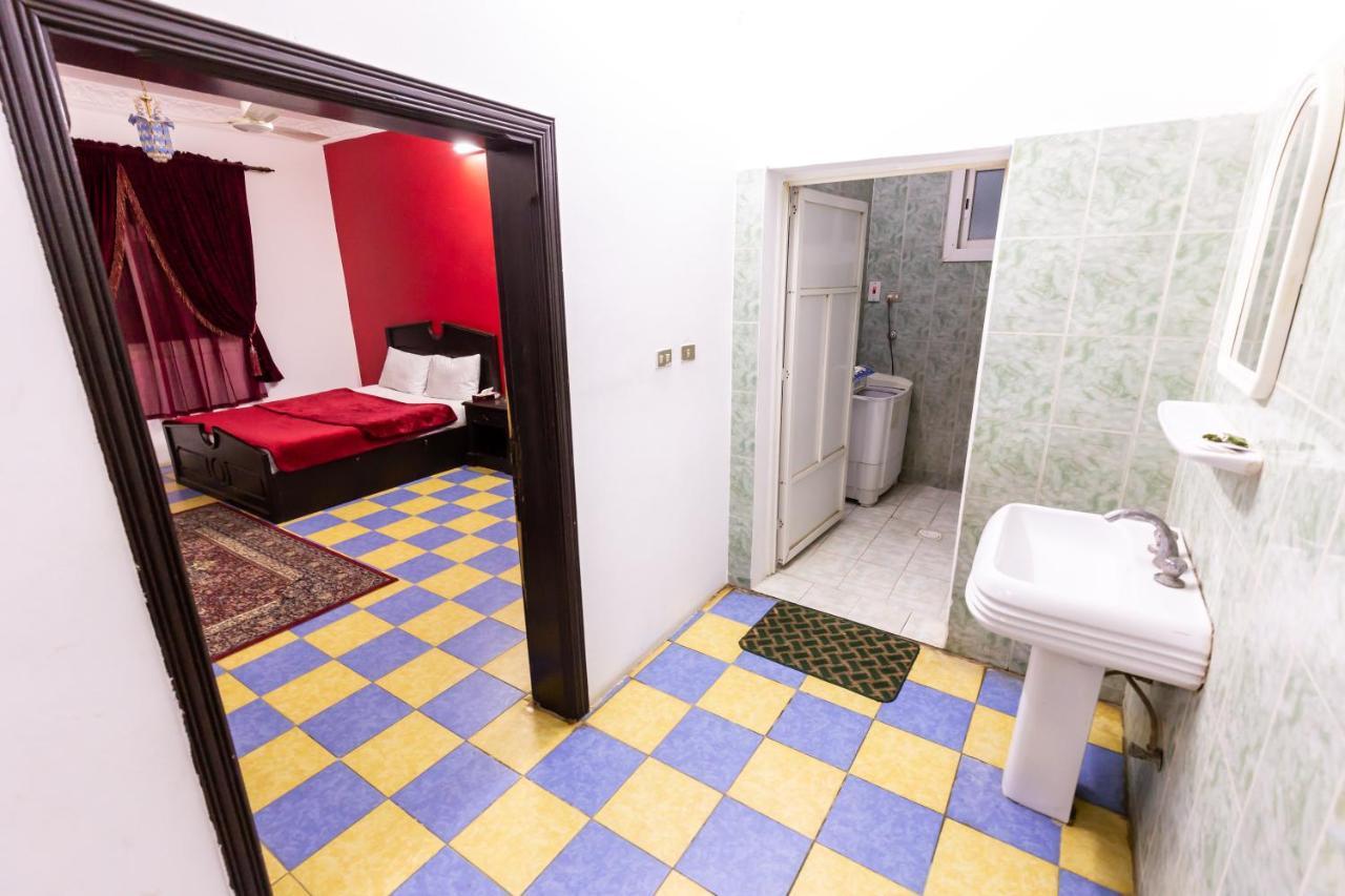 Al Eairy Furnished Apartments - Al Bahah 3 Esterno foto