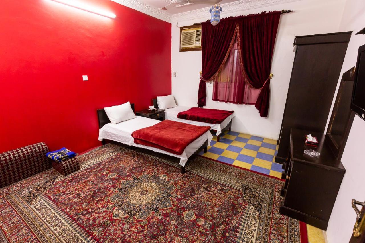 Al Eairy Furnished Apartments - Al Bahah 3 Esterno foto